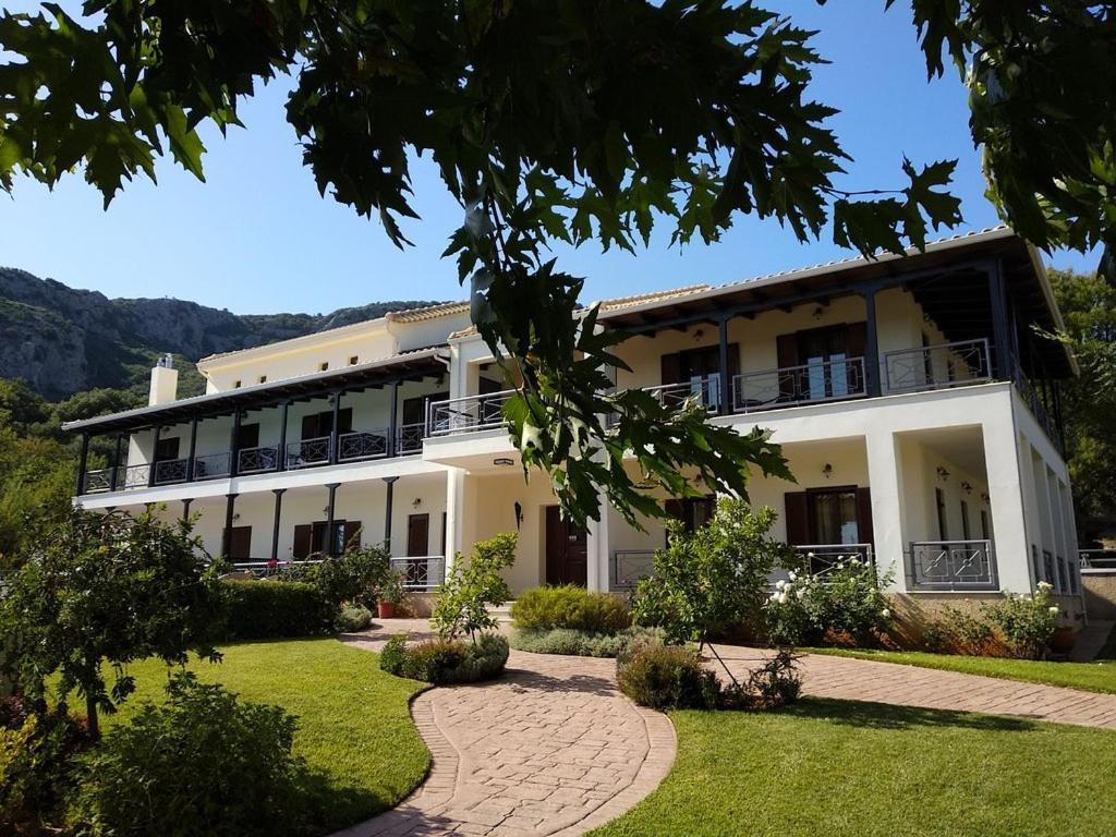 Guesthouse Michobeis Kamarina Exterior photo